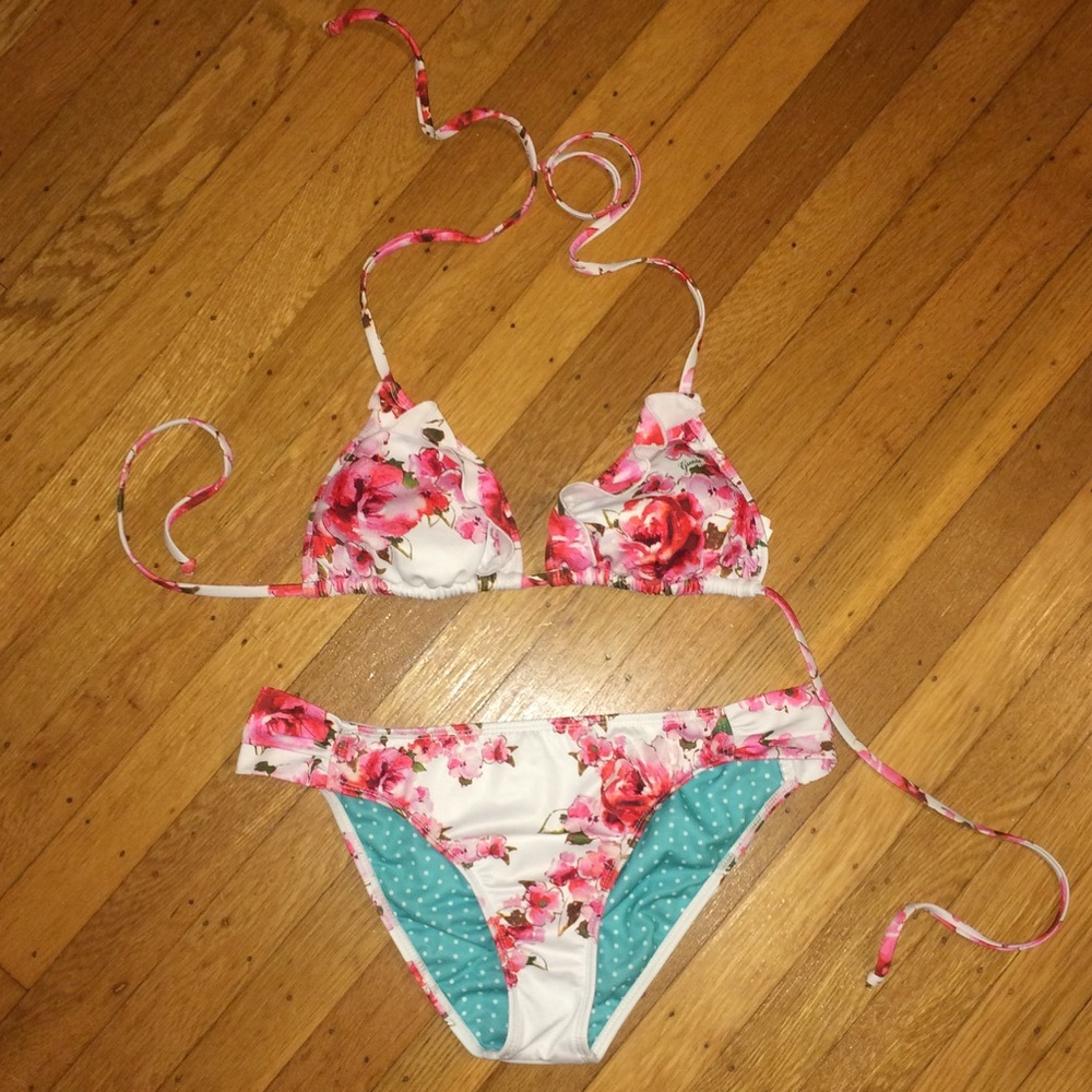 GUESS Floral Bikini